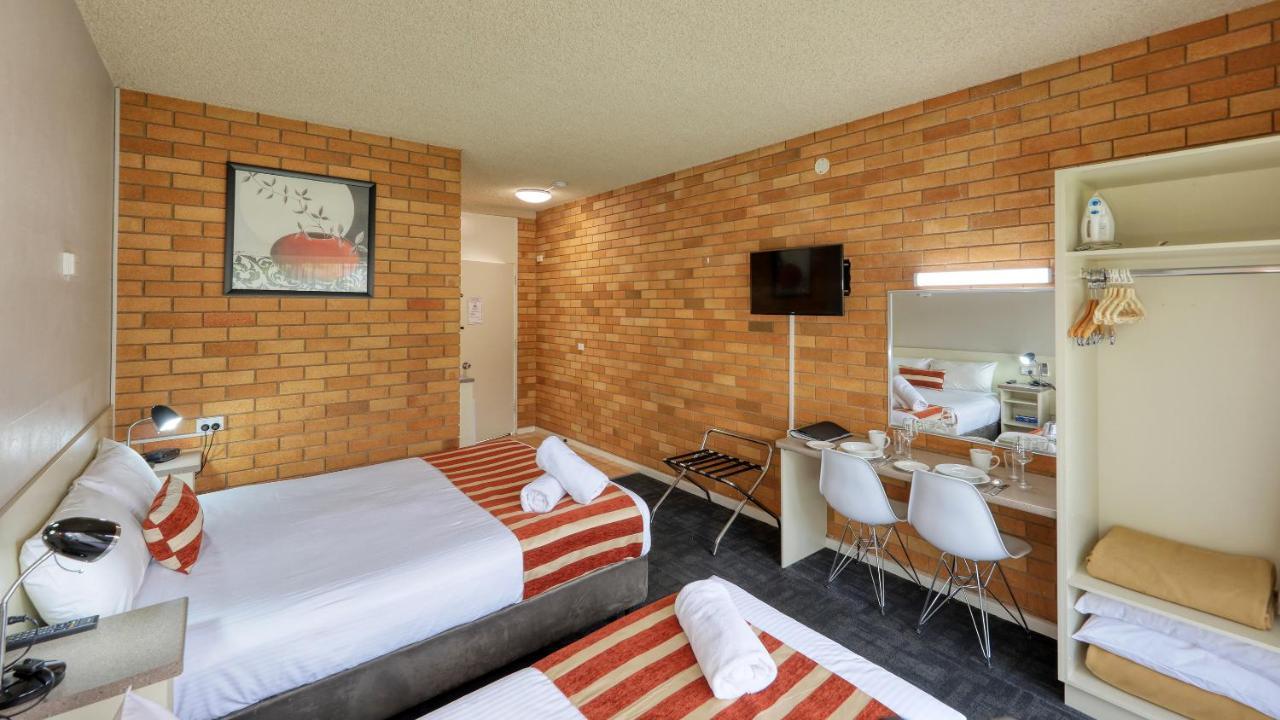 Court Street Motel Parkes Ngoại thất bức ảnh